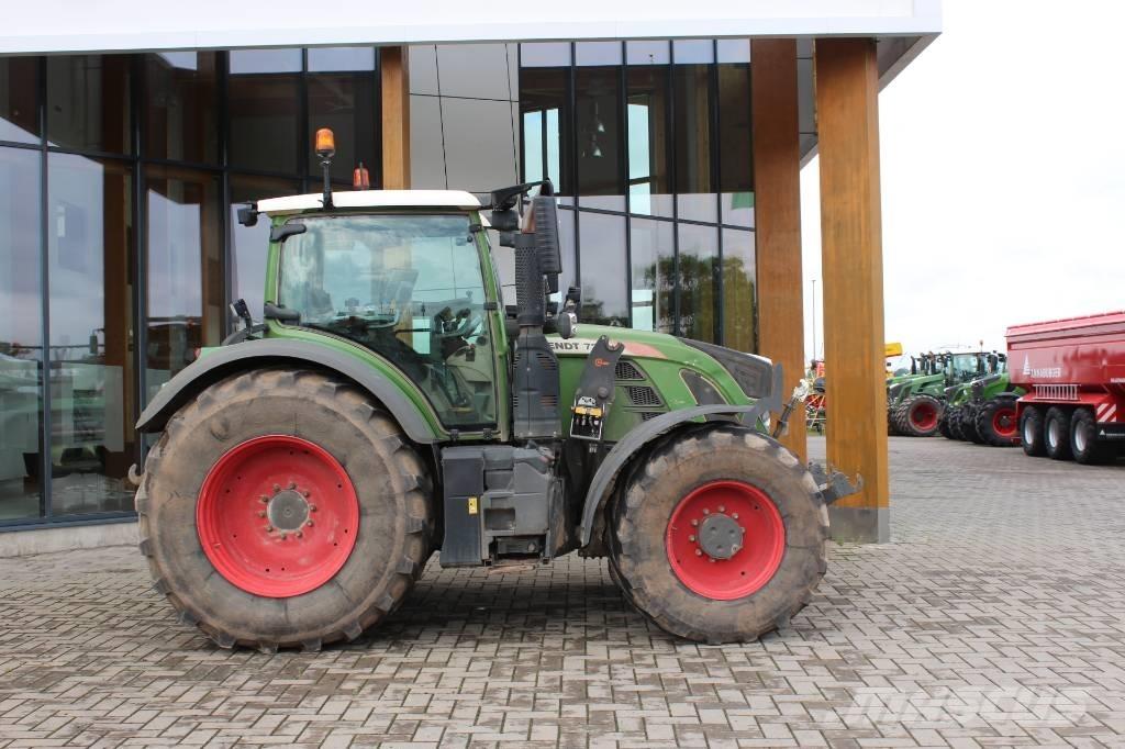 Fendt 724 Profi Plus Трактори