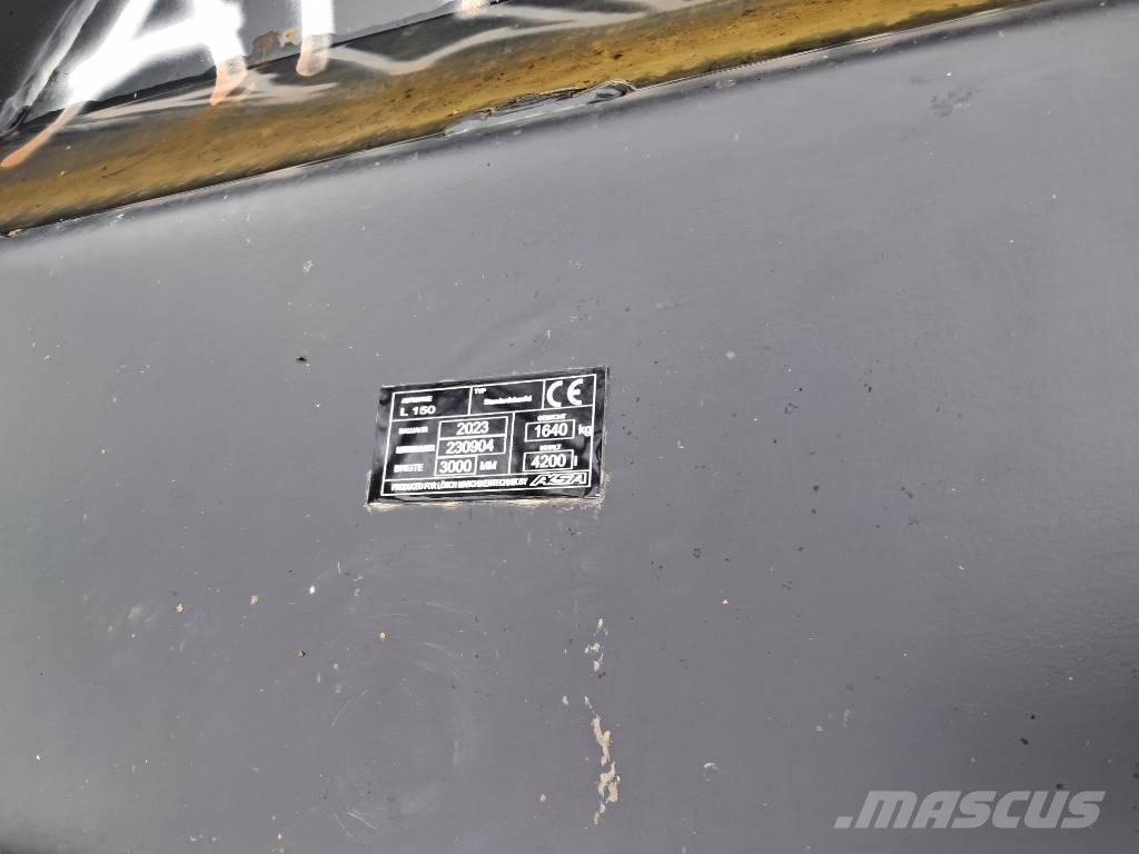 Develon DL 420 CVT-7 Фронтальні навантажувачі