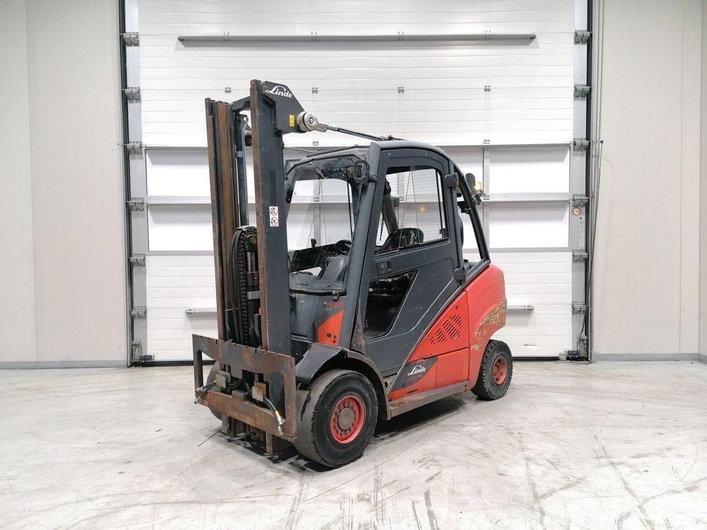 Linde H35D-02 Дизельні навантажувачі