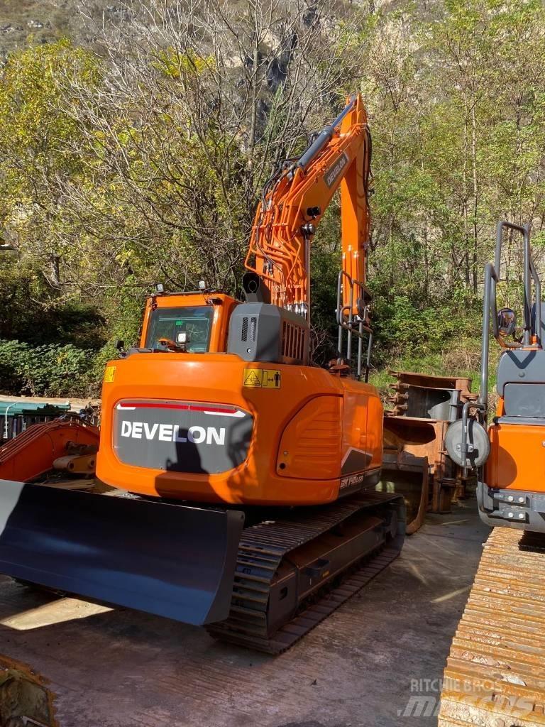 Develon DX 140 LCR-7 Гусеничні екскаватори