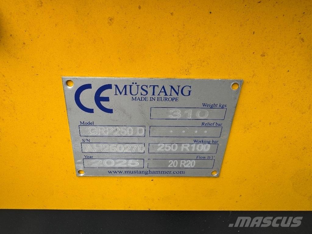 Mustang GRP 250 D Грейфери