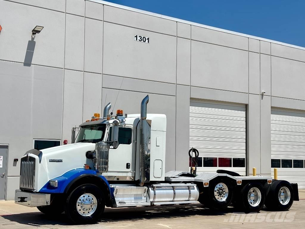Kenworth T 800 Тягачі