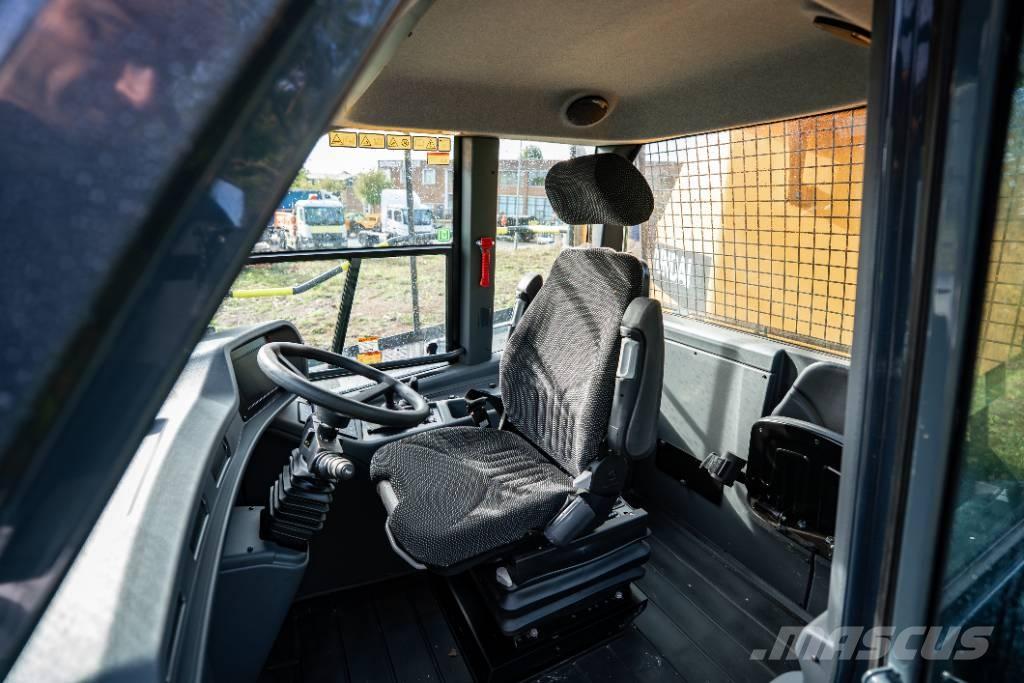 Hyundai HA 30 A Зчленовані самоскиди