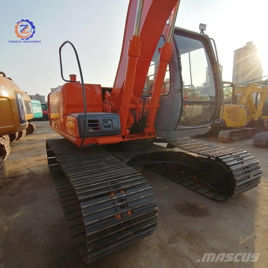 Hitachi EX 120 Гусеничні екскаватори