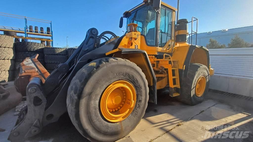 Volvo L 180 F Фронтальні навантажувачі