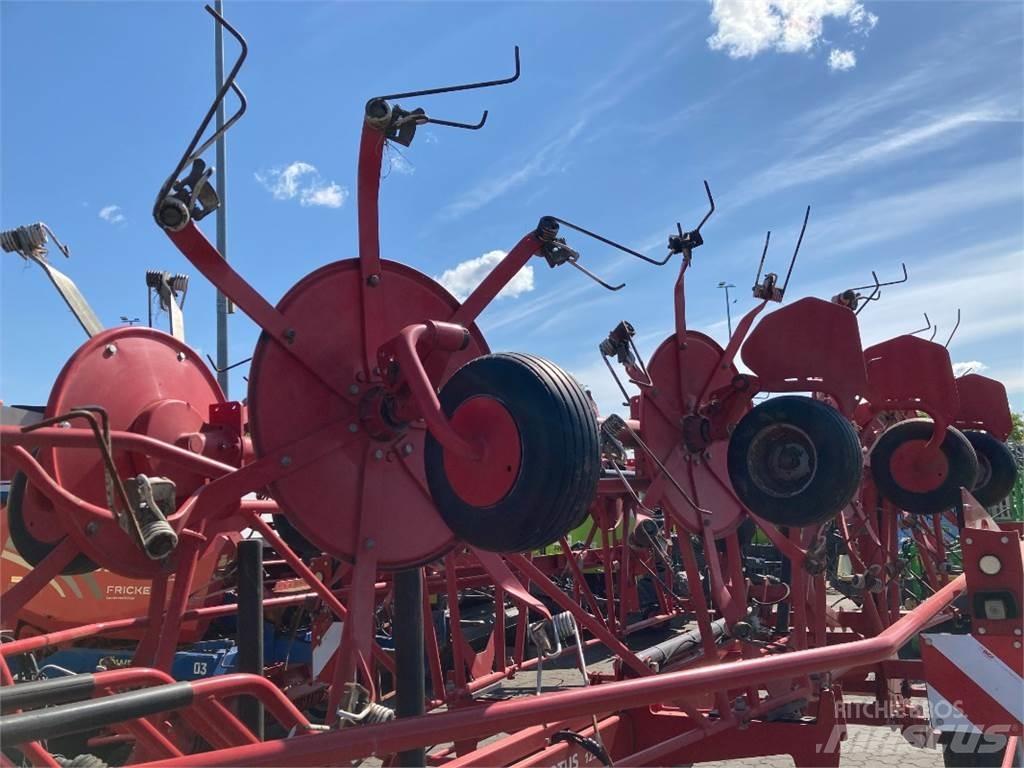 Lely Lotus 1250 Граблі і сінозворушувачі