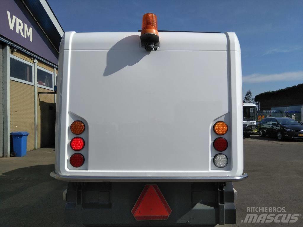 Ravo 530ST Підмітальні машини