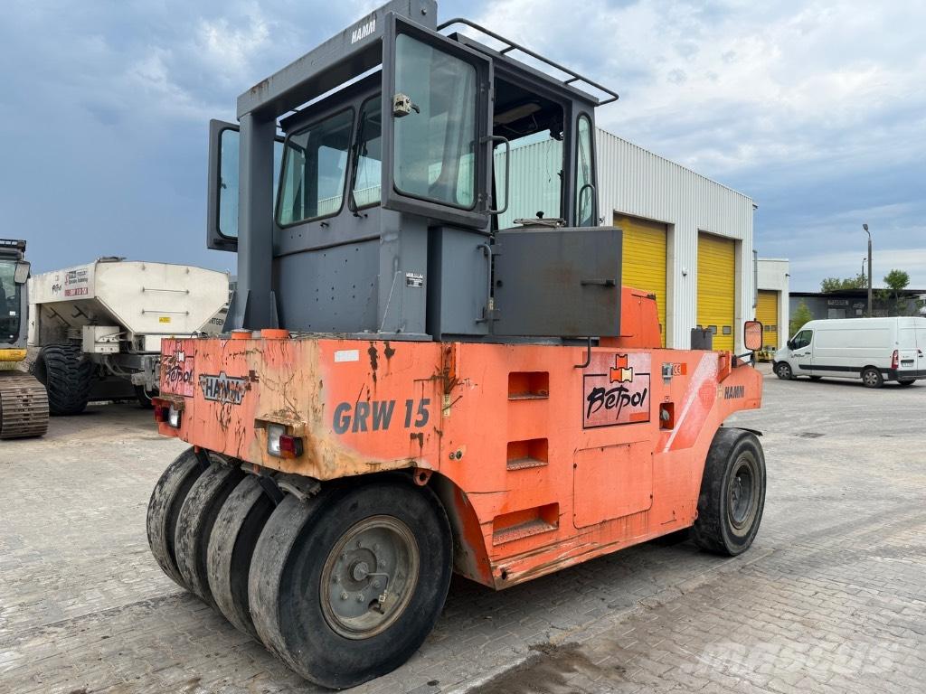 Hamm GRW 15 Пневматичні катки