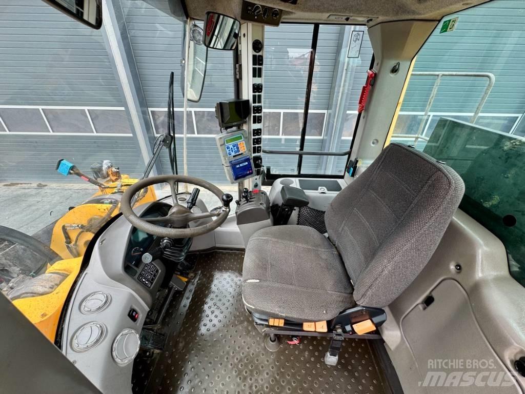 Volvo L 150 F Фронтальні навантажувачі
