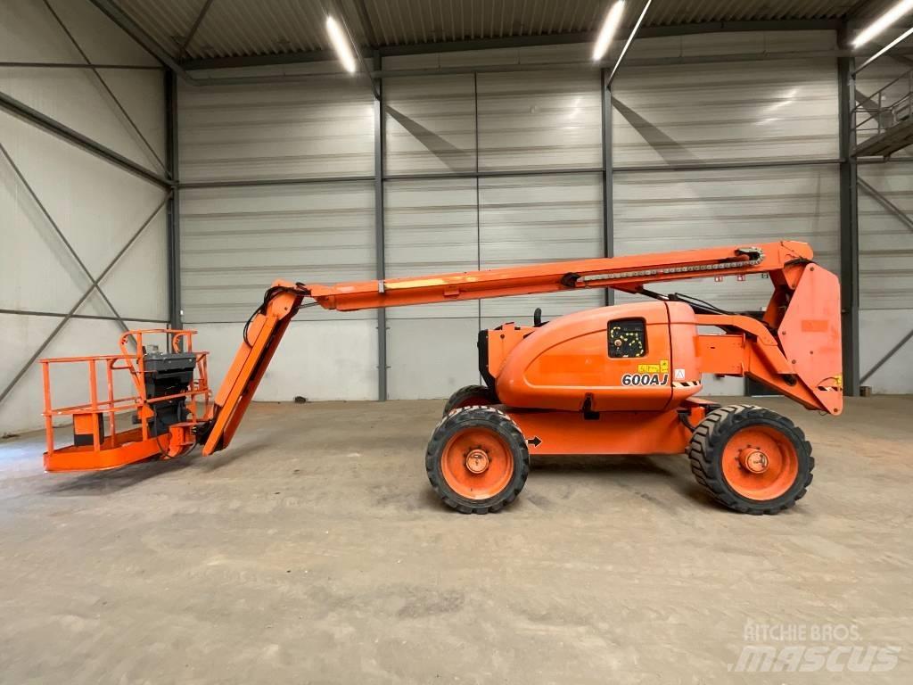 JLG 600 AJ Колінчаті підйомники