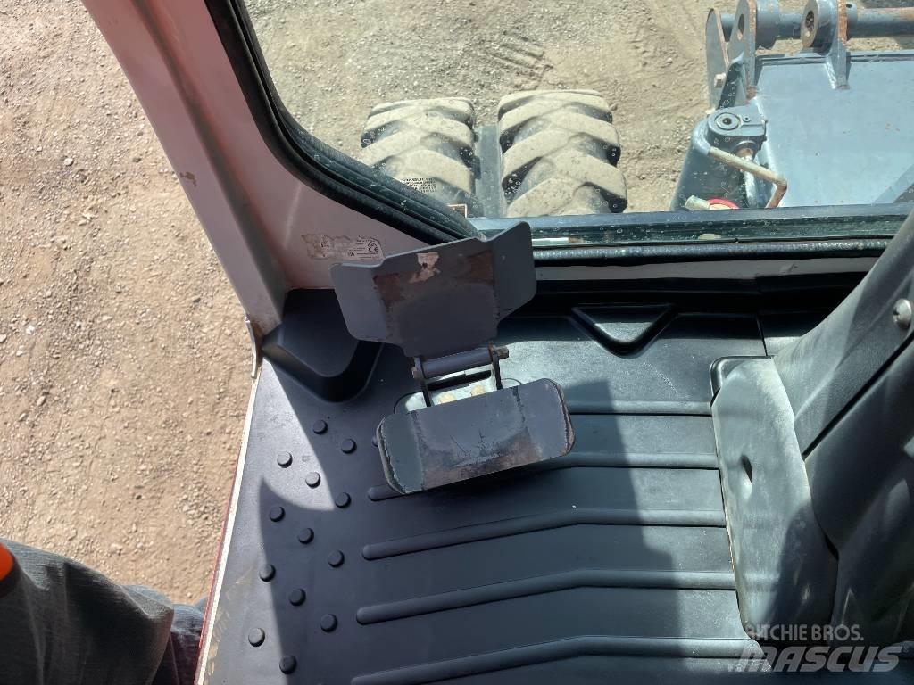 Takeuchi TB 295 W Колісні екскаватори