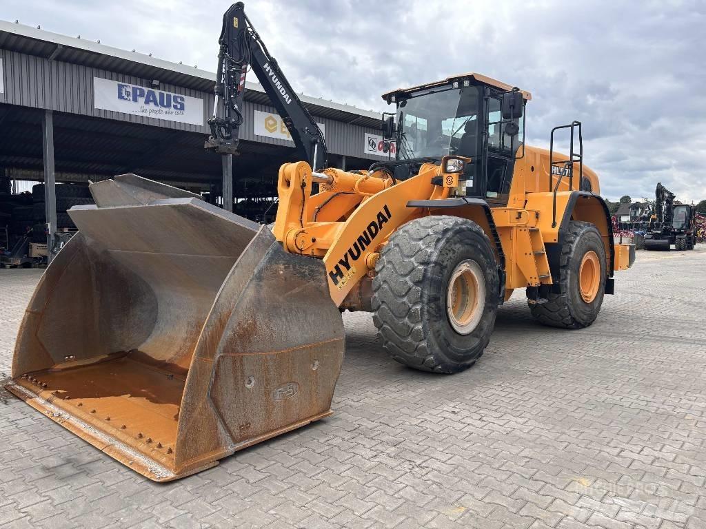 Hyundai HL 975 Фронтальні навантажувачі