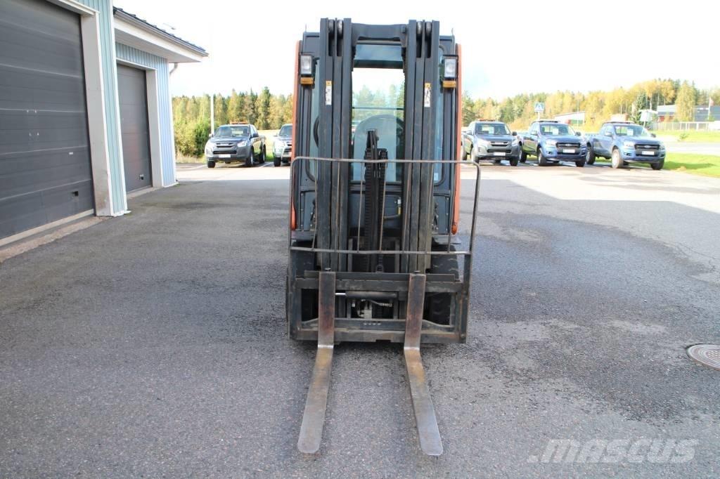 Doosan D 25 S Дизельні навантажувачі