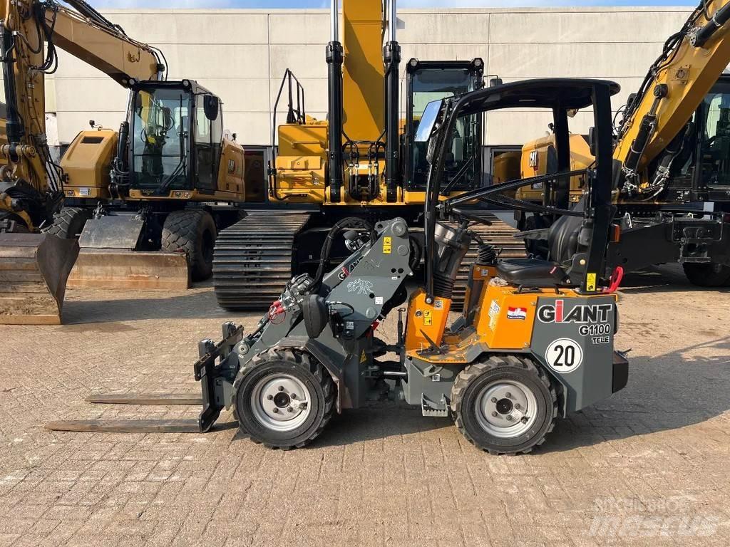 GiANT G1100 Фронтальні навантажувачі