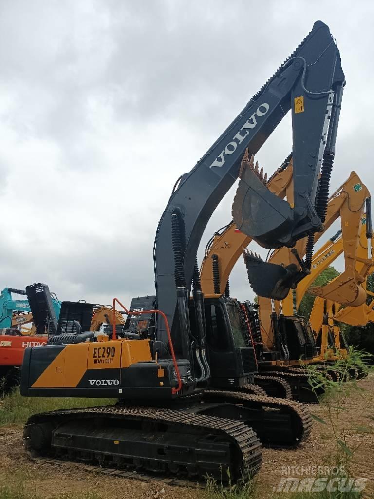 Volvo EC 290 Гусеничні екскаватори