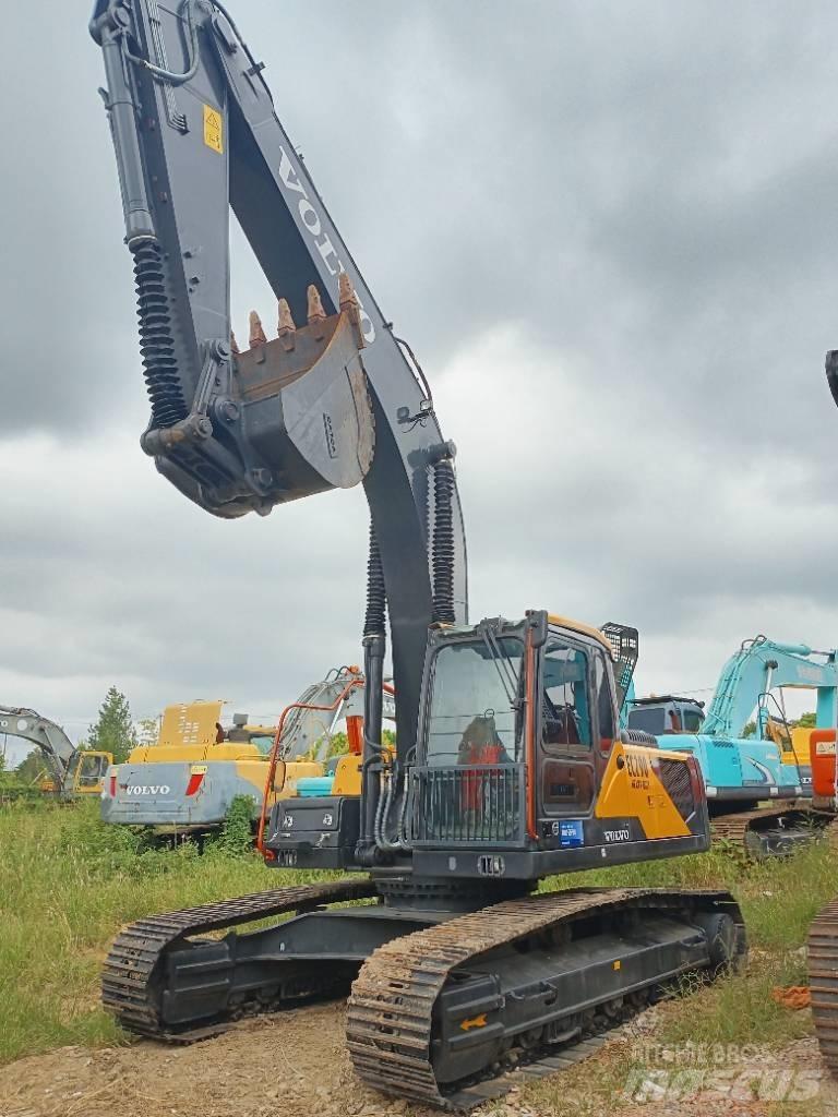Volvo EC 290 Гусеничні екскаватори