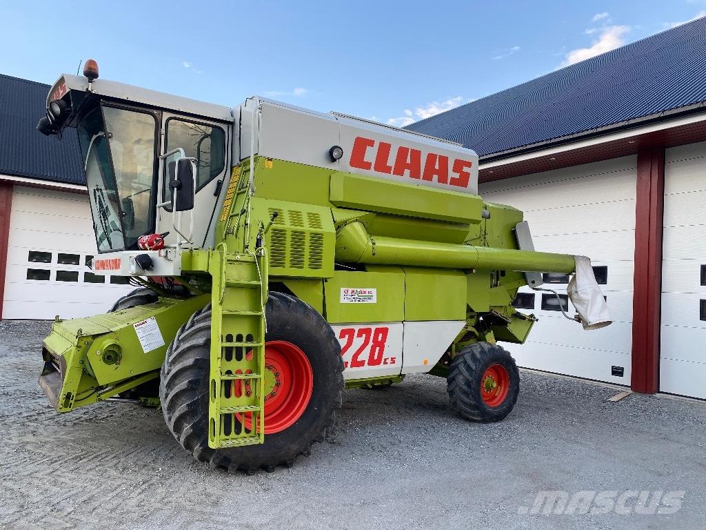 CLAAS Commandor 228 Зернозбиральні комбайни
