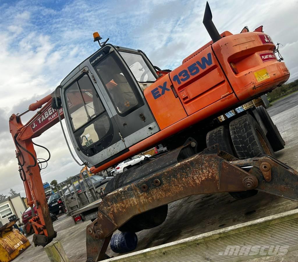 Hitachi EX 135 W Колісні екскаватори