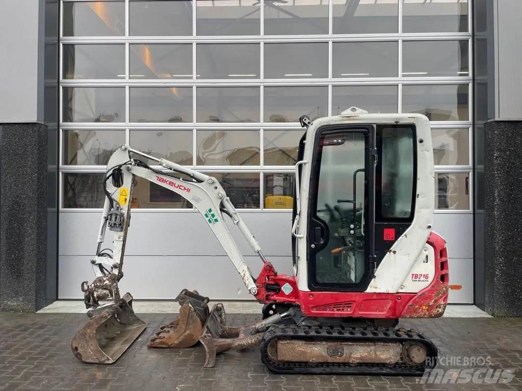 Takeuchi TB216 Міні-екскаватори < 7т
