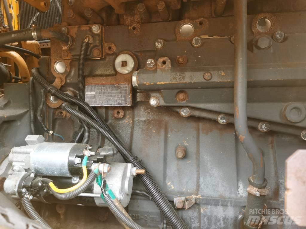 Komatsu WA 500-3 Фронтальні навантажувачі