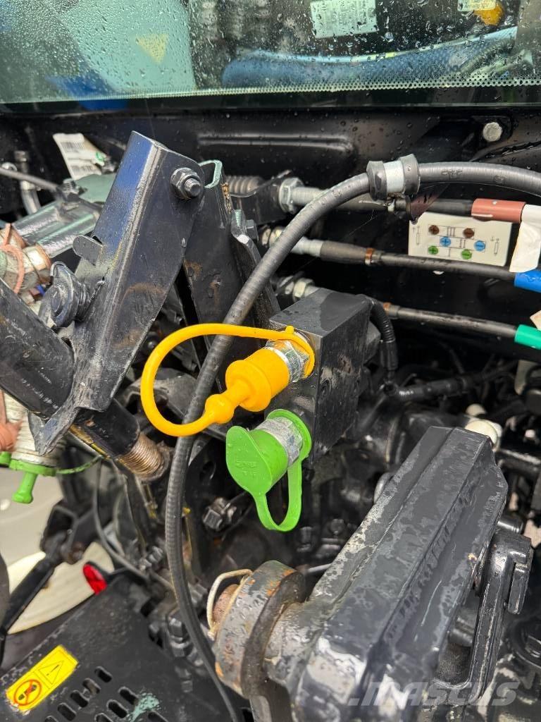 New Holland T4.75S Трактори