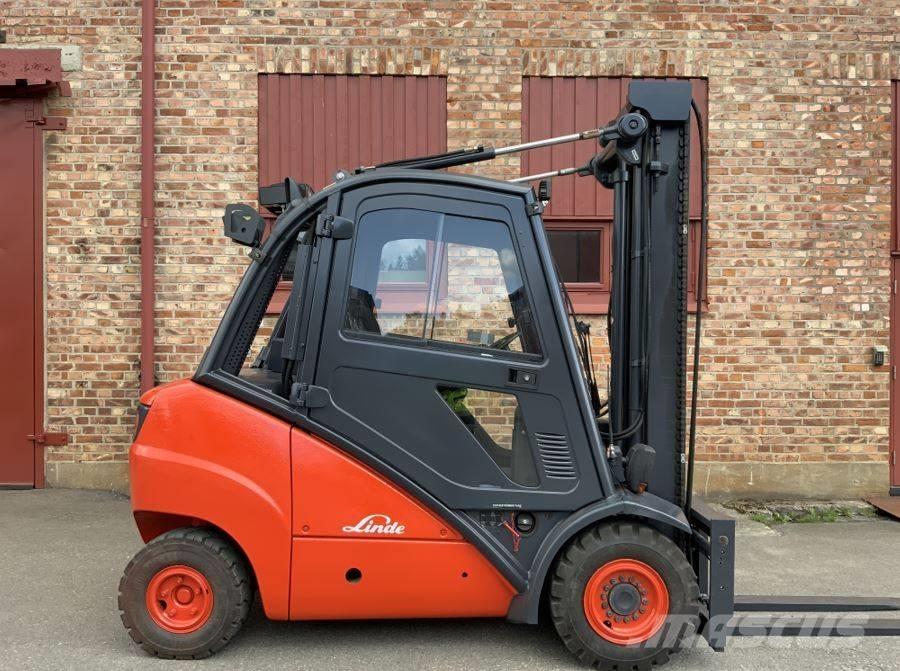 Linde H 30 D Дизельні навантажувачі
