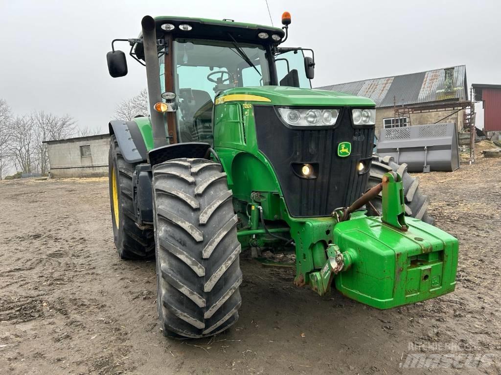 John Deere 7230 R Трактори