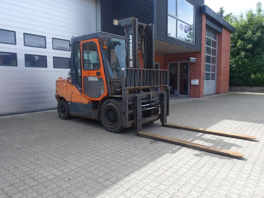 Doosan D 55 C-5 Дизельні навантажувачі