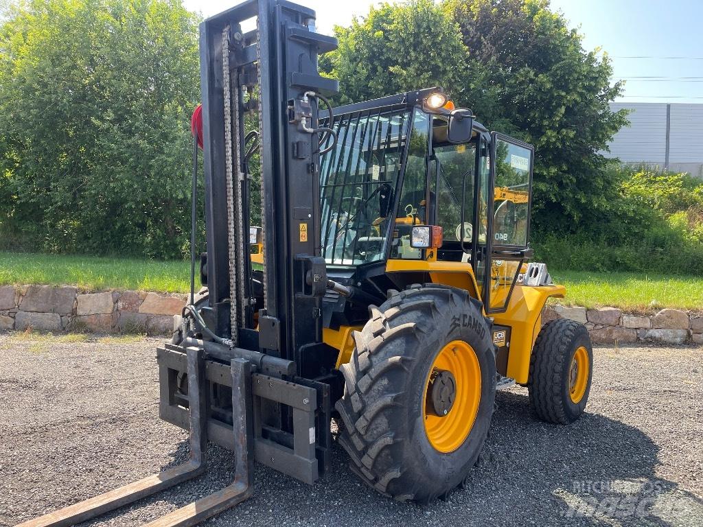JCB 940-2 T4 Навантажувачі підвищеної прохідності