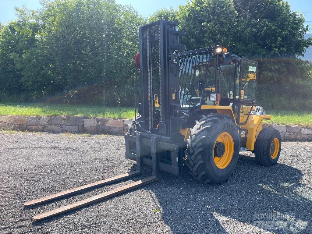 JCB 940-2 T4 Навантажувачі підвищеної прохідності