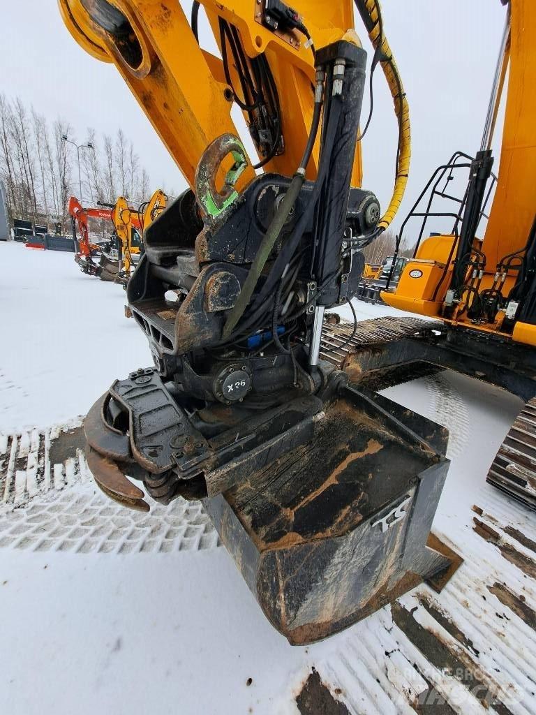 JCB JS210LC T4F Гусеничні екскаватори