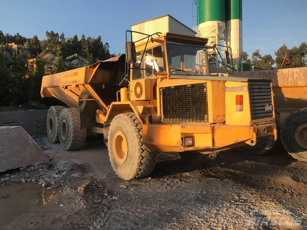 Volvo A 30 C Зчленовані самоскиди