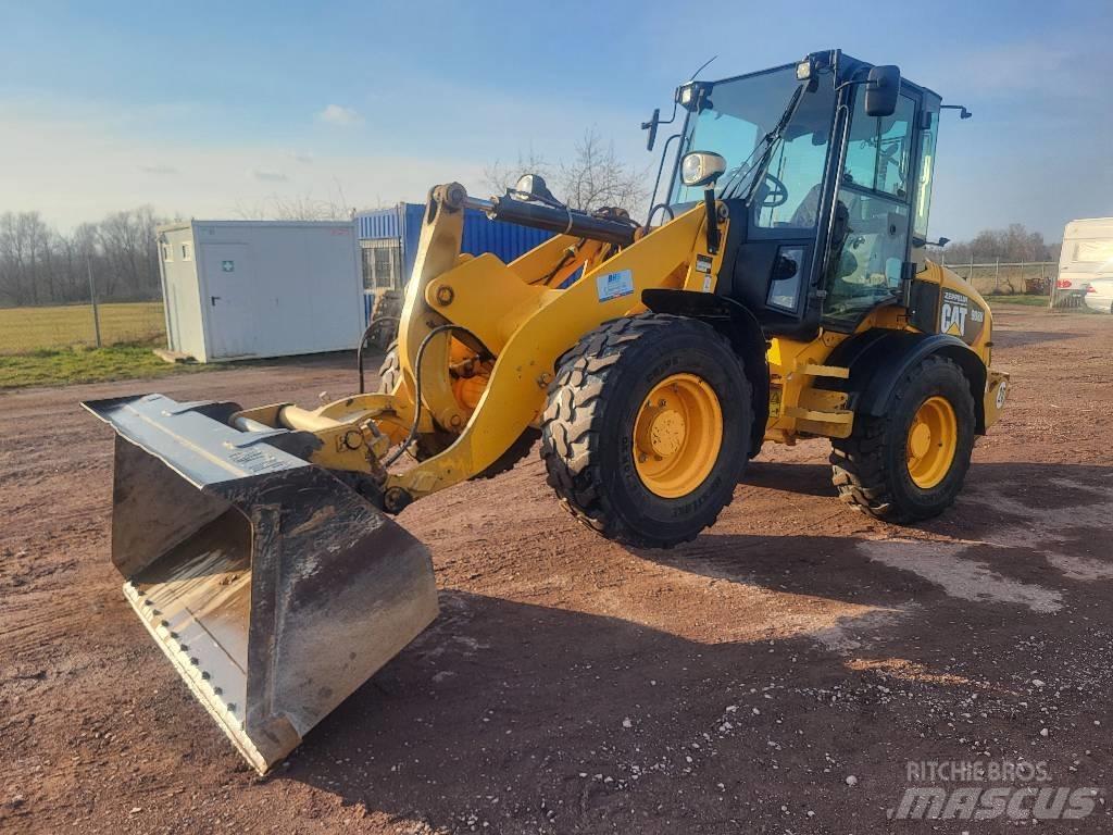 CAT 908 H Фронтальні навантажувачі
