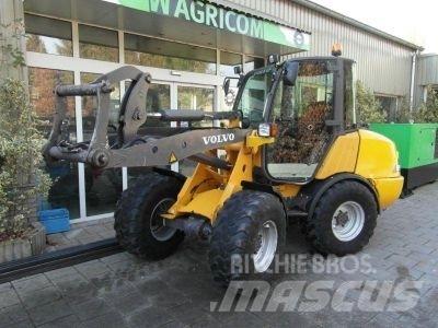 Volvo L25-B Фронтальні навантажувачі