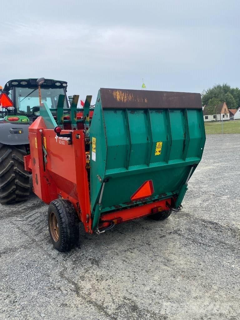 Kverneland KD832 Роздрібнювачі, різаки і розпаковувачі тюків