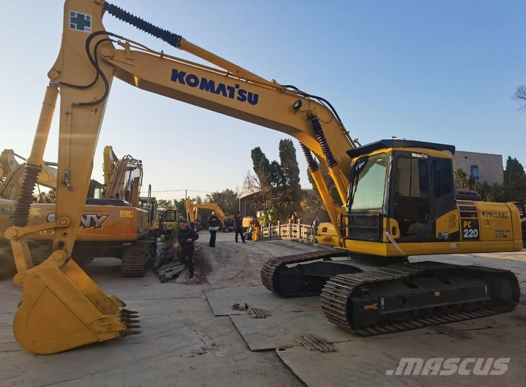 Komatsu PC 220-7 Гусеничні екскаватори