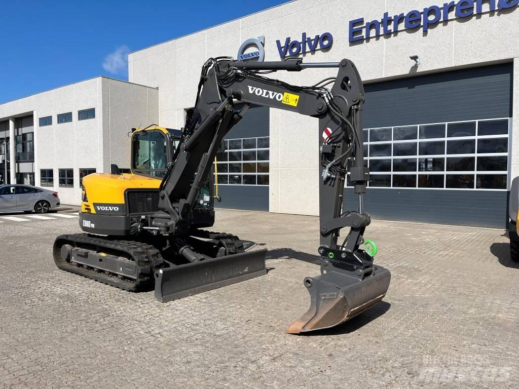 Volvo ECR88D Середні екскаватори 7т. - 12т.