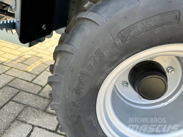 GiANT G2700 HD Фронтальні навантажувачі