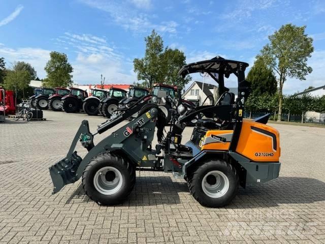 GiANT G2700 HD Фронтальні навантажувачі