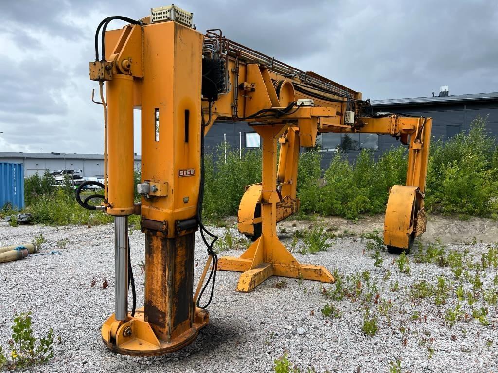 Sisu FC-45 HB Навантажувачі для контейнерів