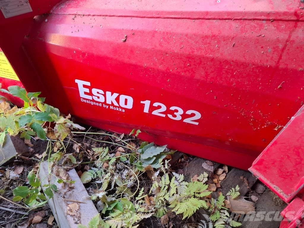 Esko 1232 Снігомітли