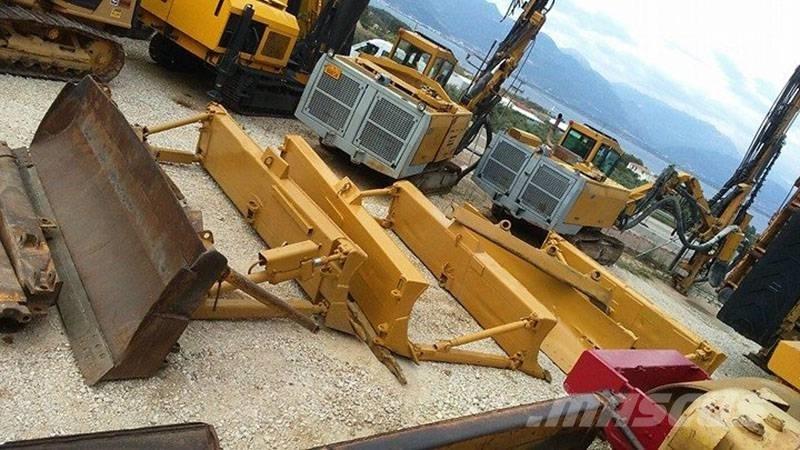 CAT D7E, D7F, D7G Леміші