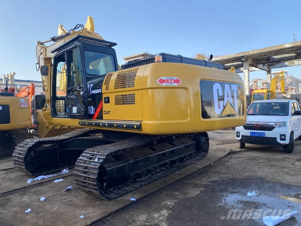 CAT 326D2L Гусеничні екскаватори