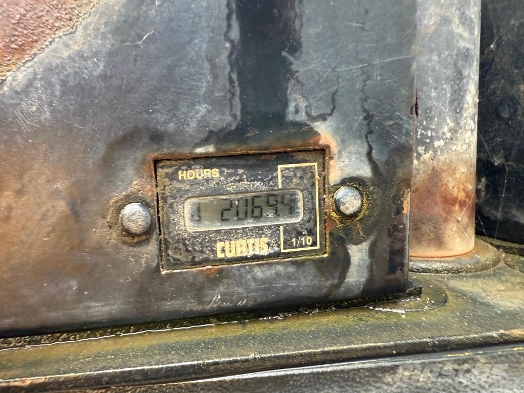 Mecalac TA 3 S Міні самоскиди