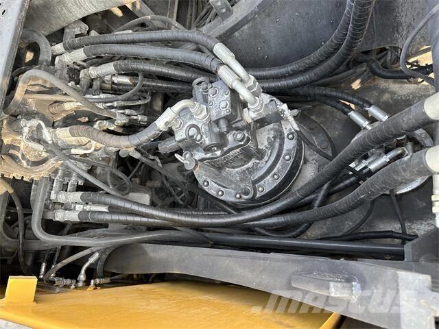 Volvo EC240 Гусеничні екскаватори