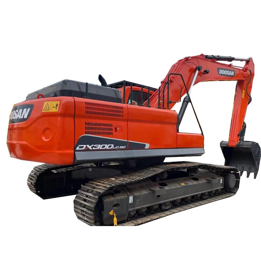 Doosan DX 300 LC Середні екскаватори 7т. - 12т.