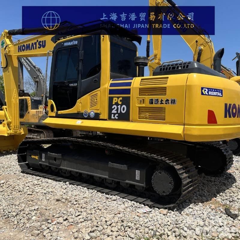 Komatsu PC 210 Гусеничні екскаватори