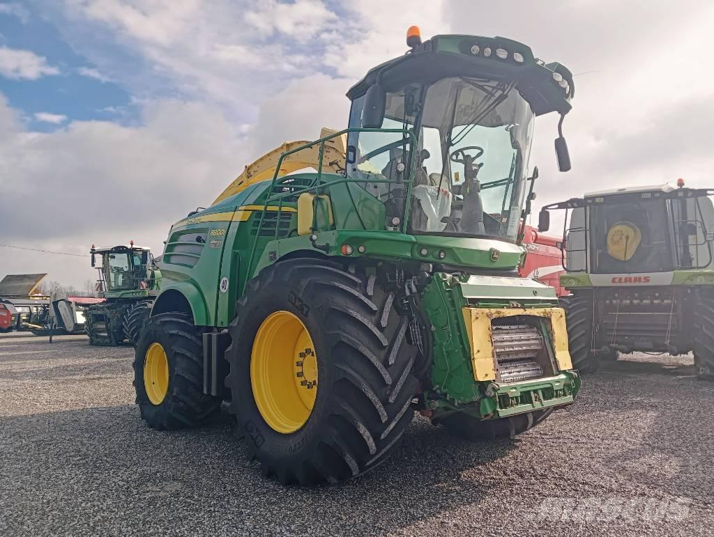 John Deere 8800 Кормозбиральні комбайни