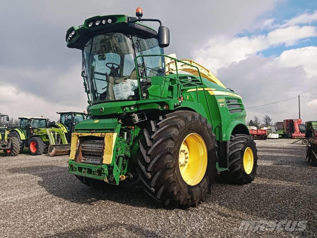 John Deere 8800 Кормозбиральні комбайни
