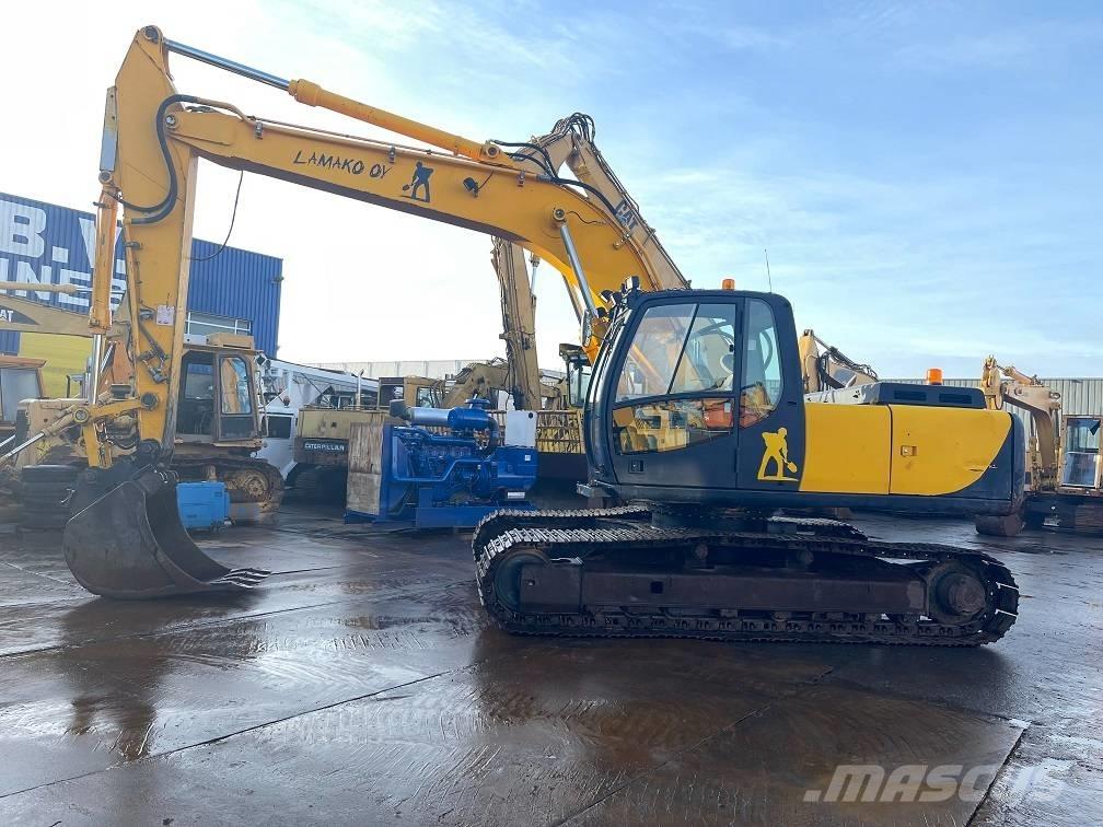 JCB JS 200 Гусеничні екскаватори